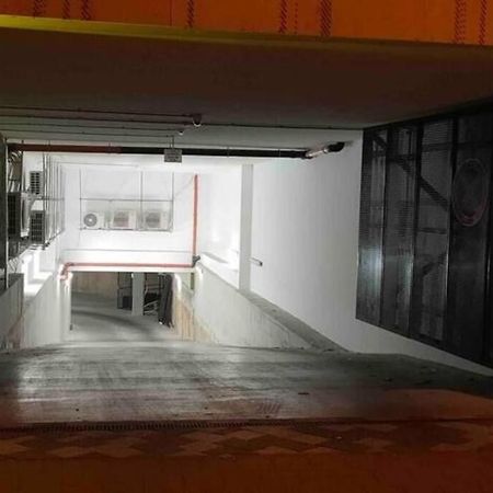 B104 - Liberty Bridge Lovely Home With Free Parking Budapeste Exterior foto