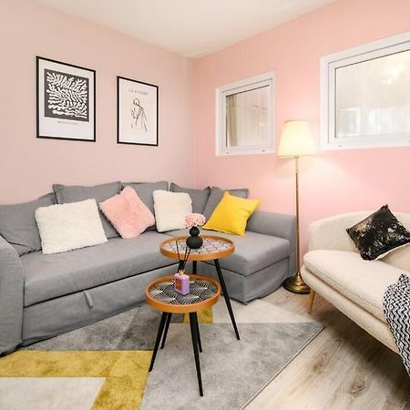 B104 - Liberty Bridge Lovely Home With Free Parking Budapeste Exterior foto