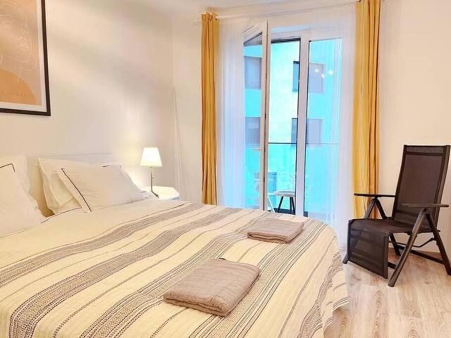 B104 - Liberty Bridge Lovely Home With Free Parking Budapeste Exterior foto